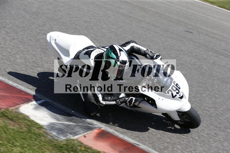 /Archiv-2024/56 10.08.2024 Plüss Moto Sport ADR/Freies Fahren/296